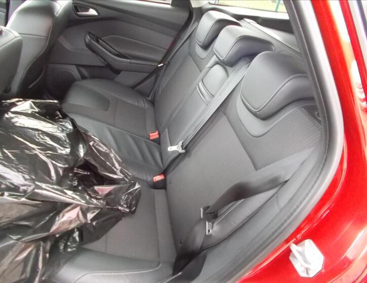Ford Focus 18