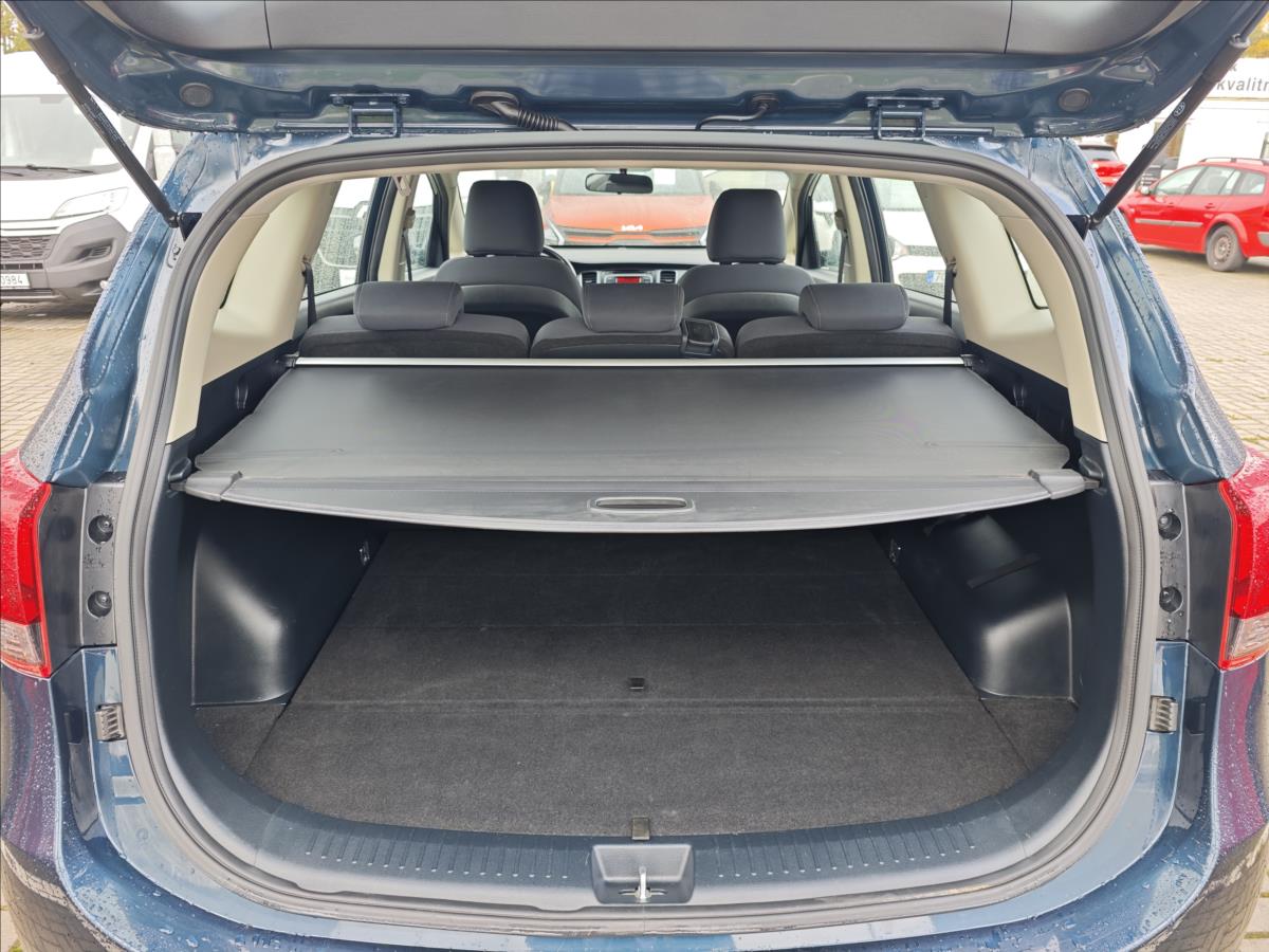 KIA Carens