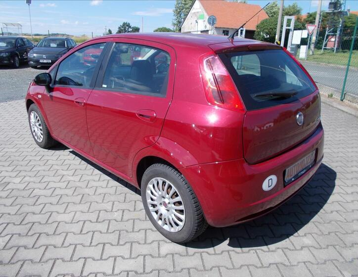 Fiat Grande Punto 11