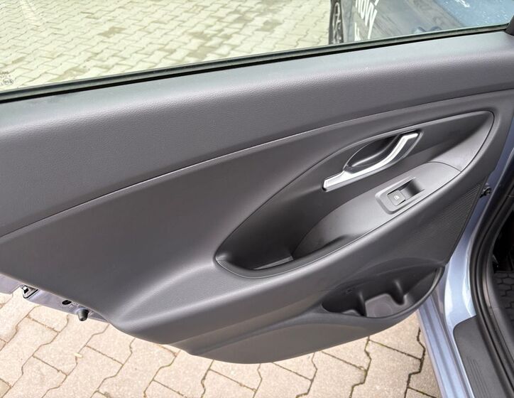 Hyundai i30 14