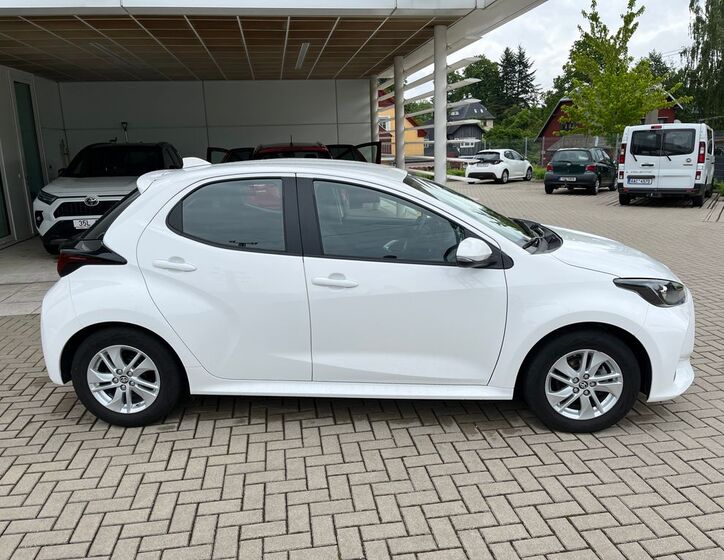Toyota Yaris 7