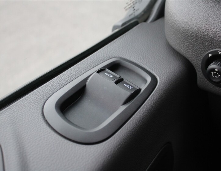 Ford Transit 13