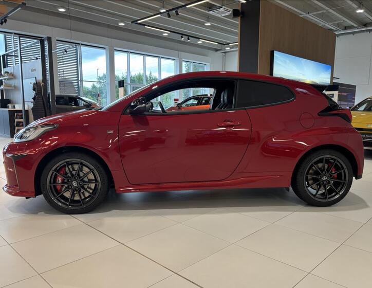 Toyota Yaris 4