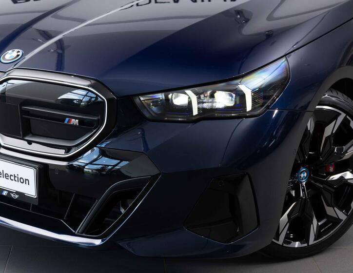 BMW i5 7