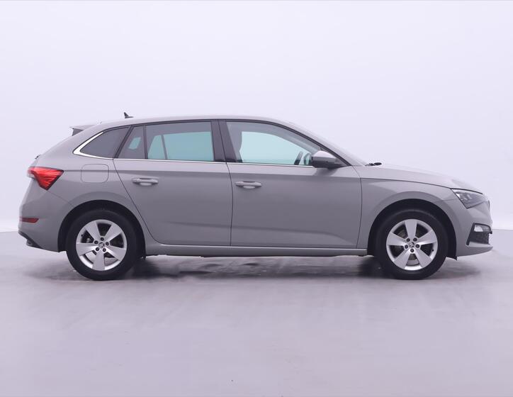 Škoda Scala 8