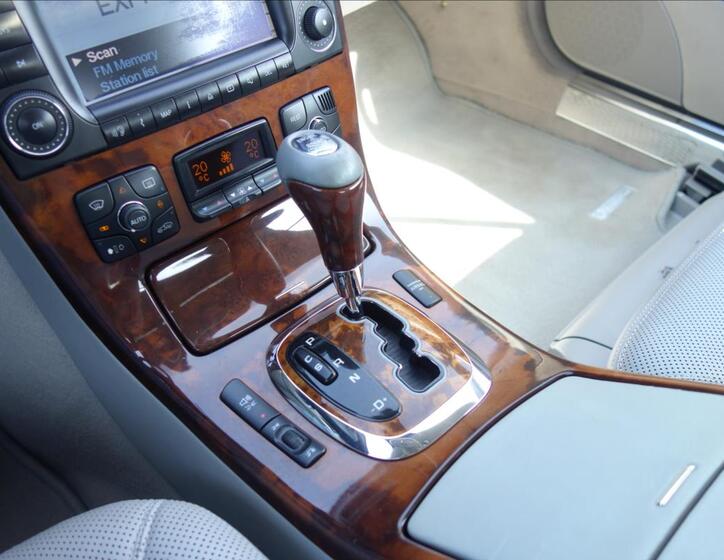 Mercedes-Benz CL 28