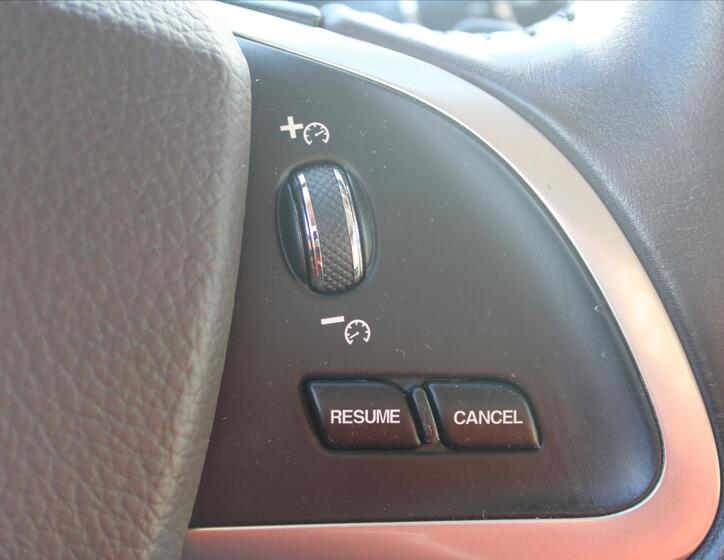 Jaguar XF 15