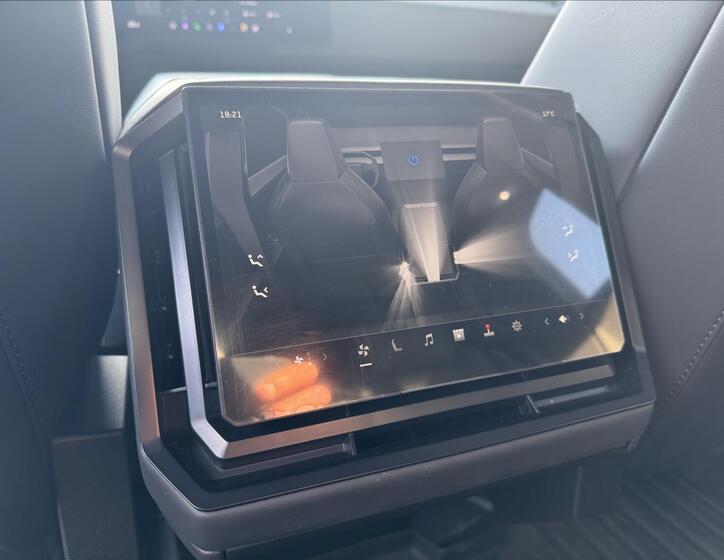 Tesla Ostatní 34