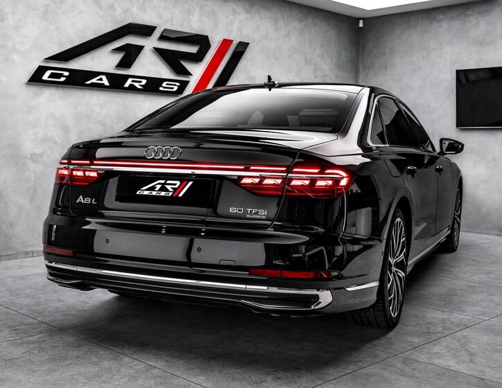 Audi A8 6