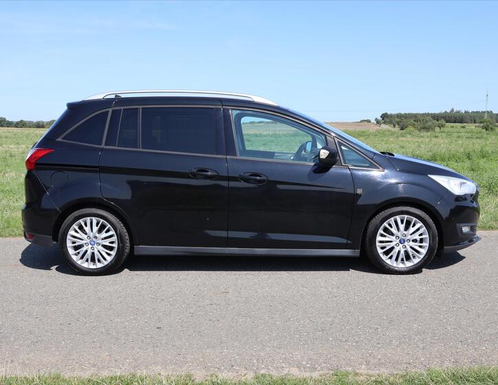 Ford Grand C-MAX 8