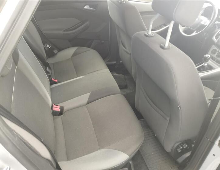 Ford Focus 9