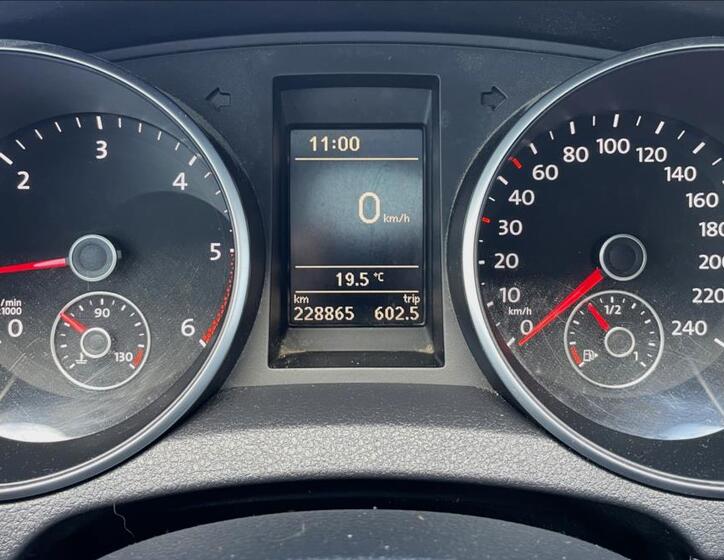 Volkswagen Golf 15