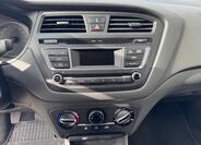 Hyundai i20 16