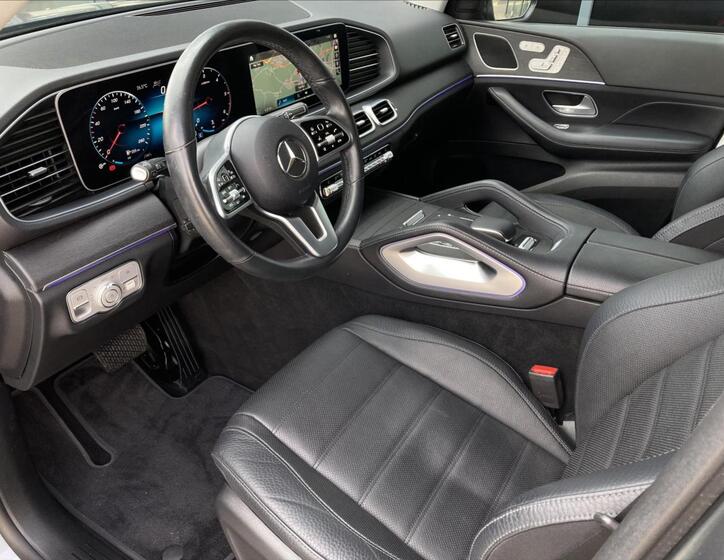 Mercedes-Benz GLE 9
