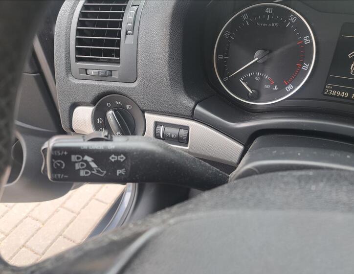 Škoda Octavia 25