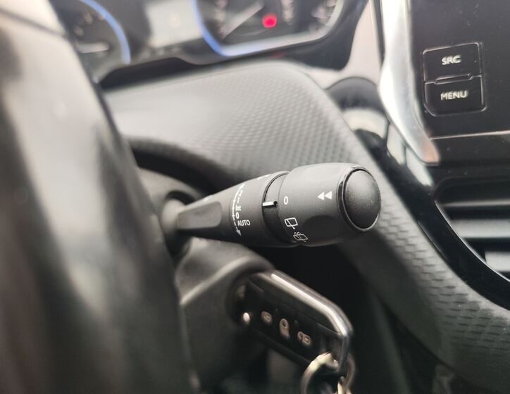 Peugeot 2008 24