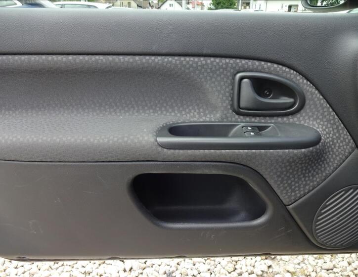 Renault Clio 18
