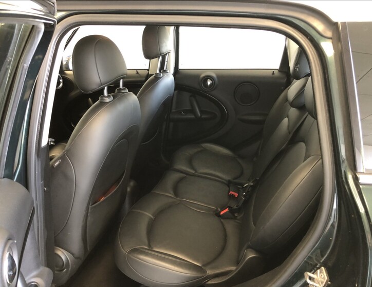 Mini Countryman 12