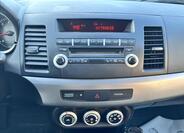 Mitsubishi Lancer 16