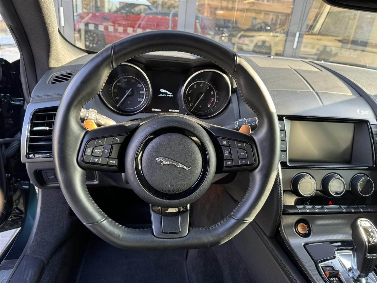 Jaguar F-Type