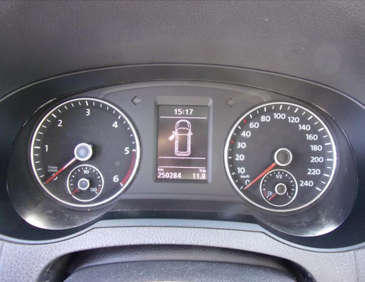 Volkswagen Sharan 16
