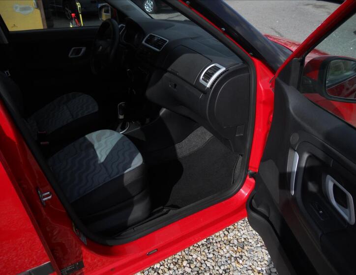 Škoda Fabia 19