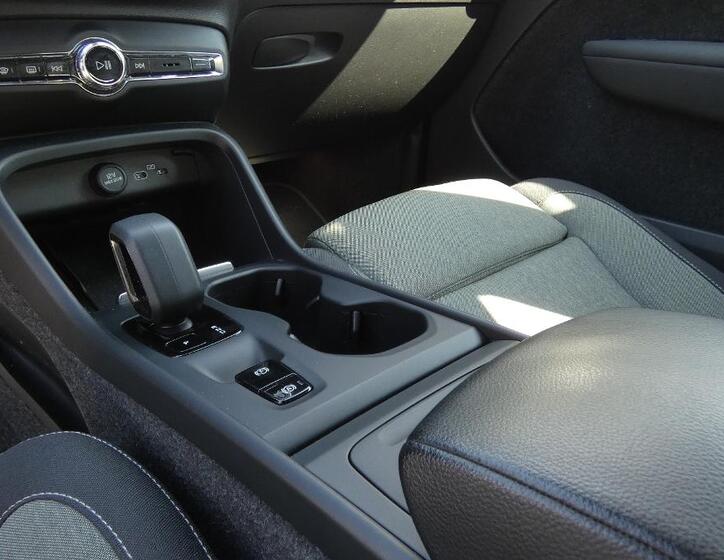 Volvo XC40 6