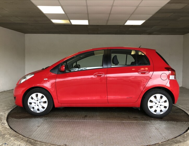 Toyota Yaris 4