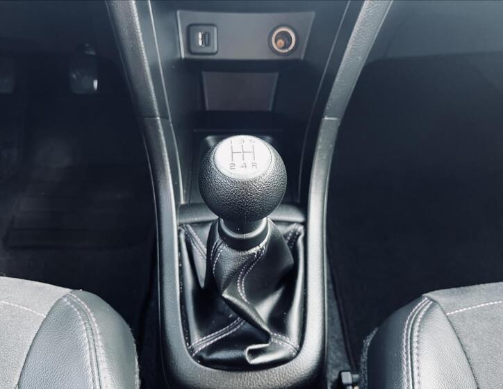 Suzuki Swift 25