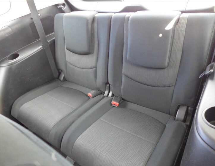 Mazda 5 19