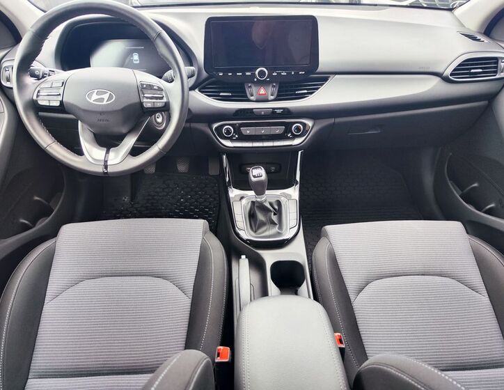 Hyundai i30 11