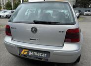 Volkswagen Golf 10