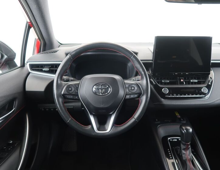 Toyota Corolla 16