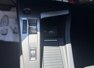 Peugeot 308 8