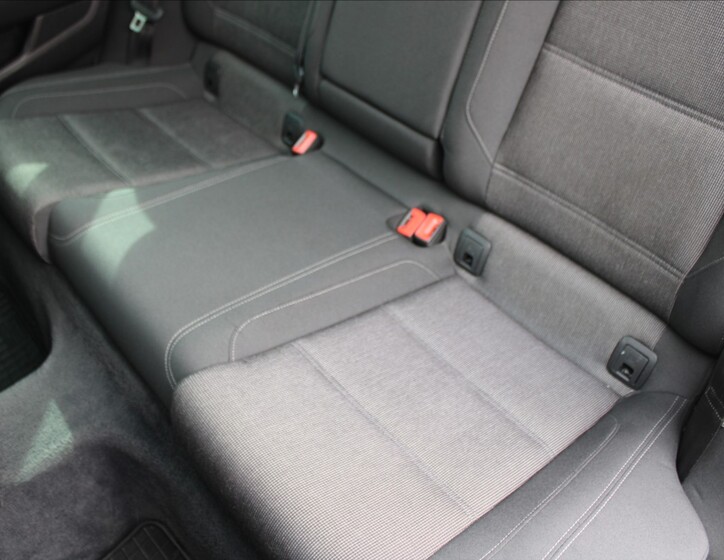 Volkswagen Passat 32