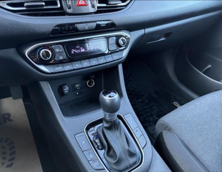 Hyundai i30 20