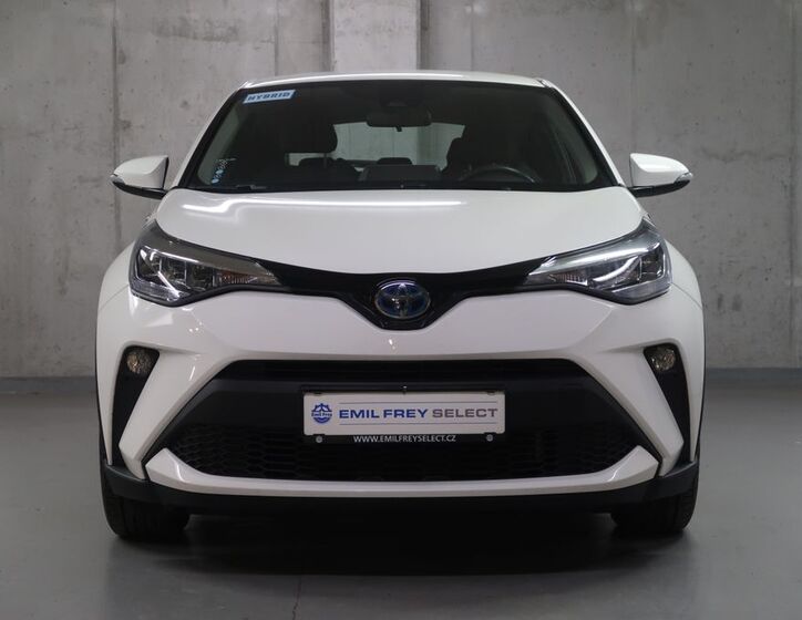 Toyota C-HR 2
