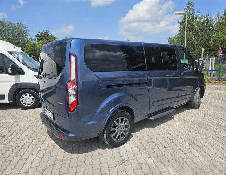 Ford Tourneo Custom 3