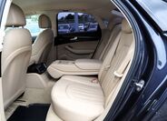 Audi A8 29