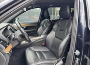 Volvo XC90 11