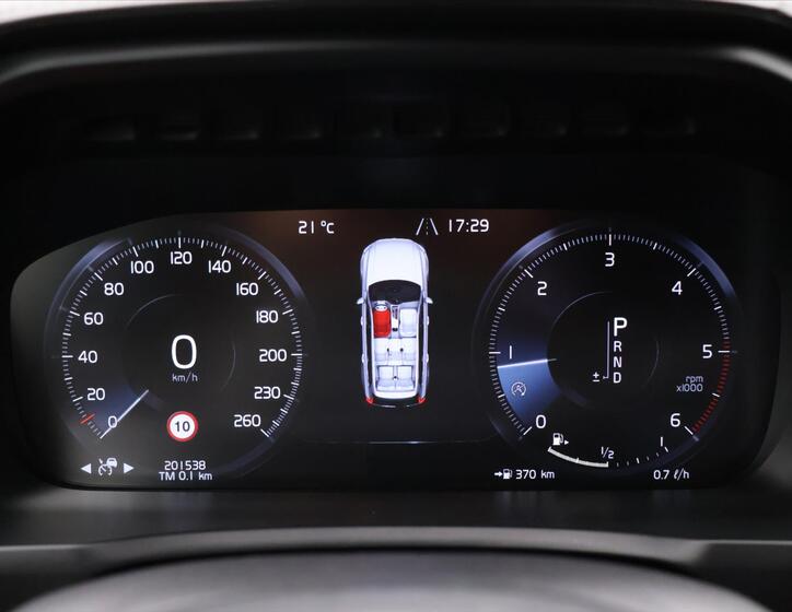 Volvo XC90 23
