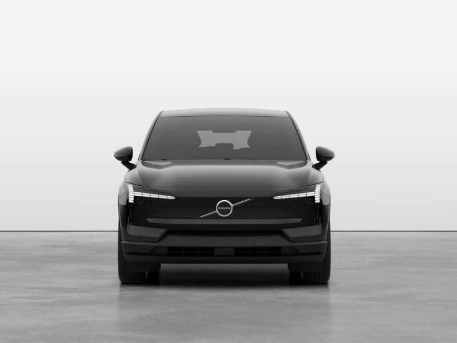 Volvo EX30 8