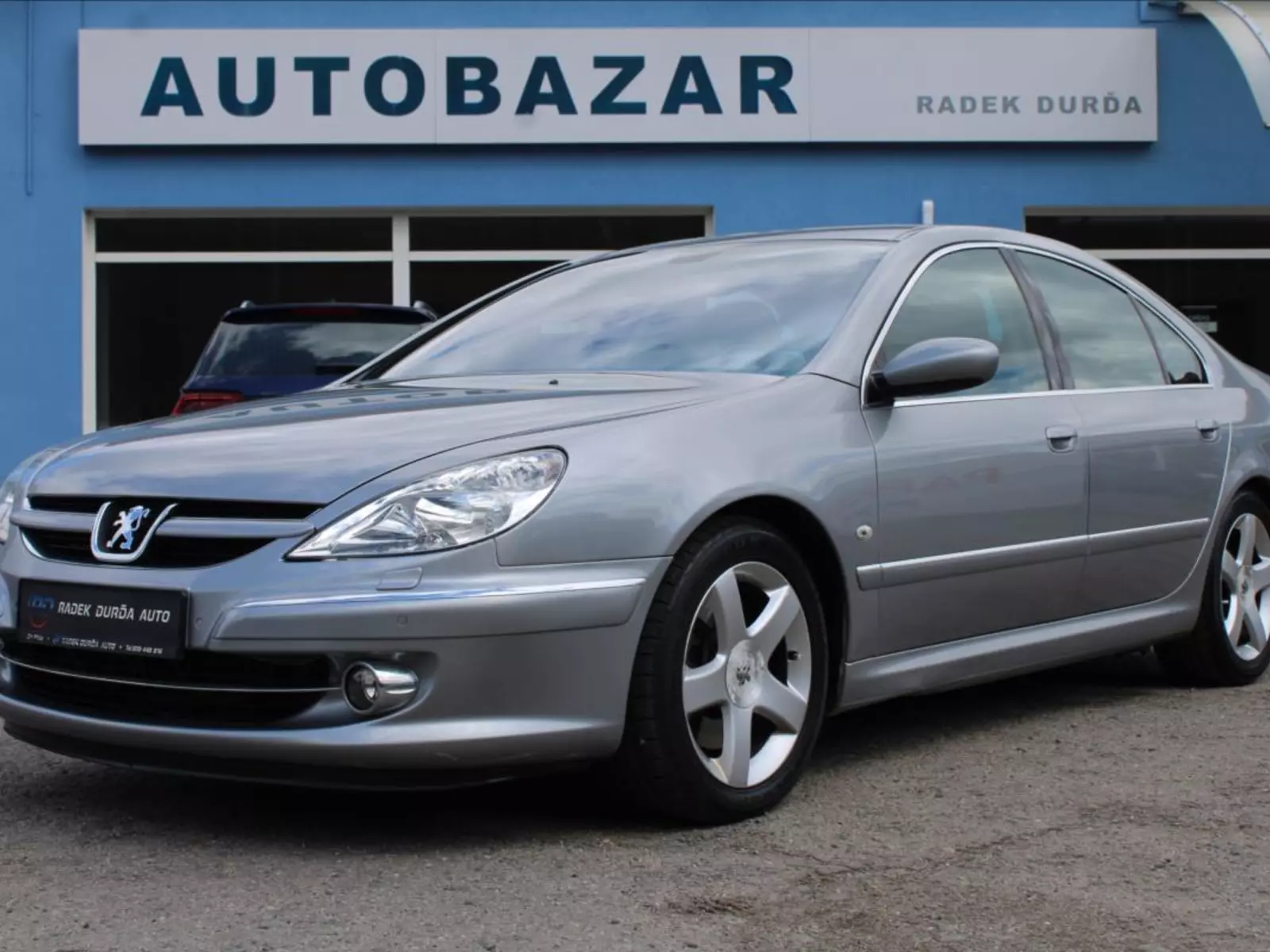 Peugeot 607