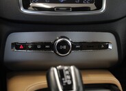Volvo XC90 16
