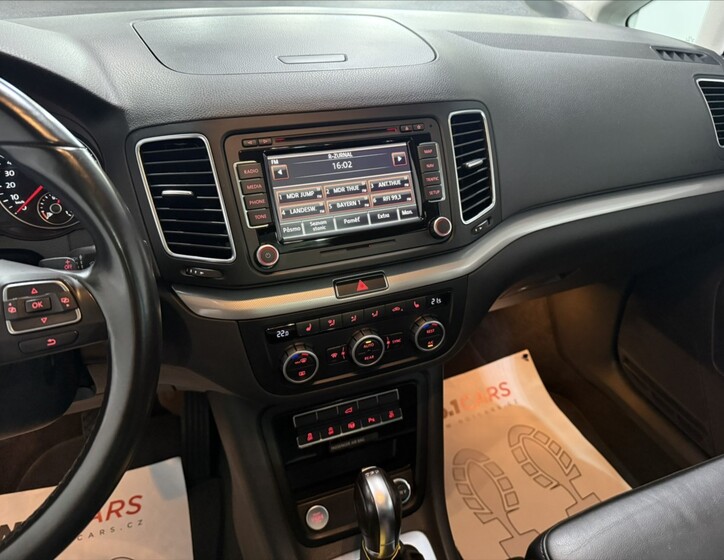 Volkswagen Sharan 11