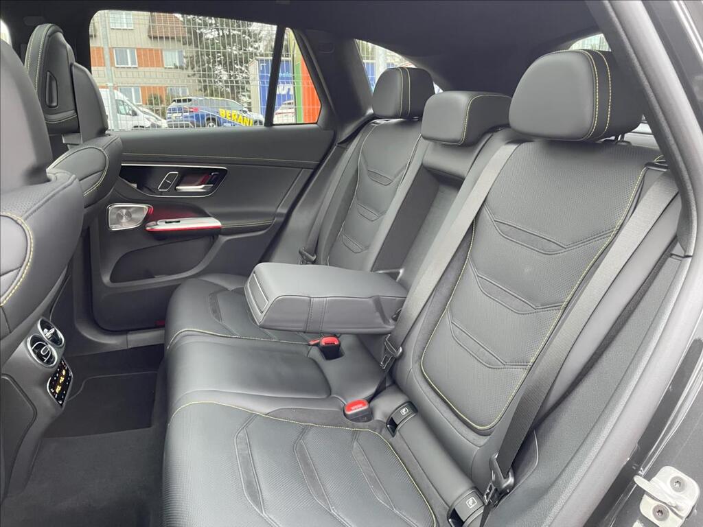 Mercedes-Benz GLC 14