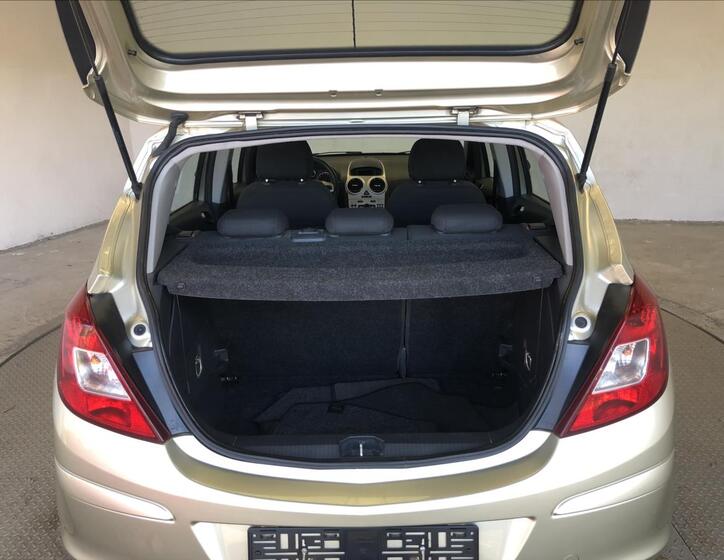 Opel Corsa 13