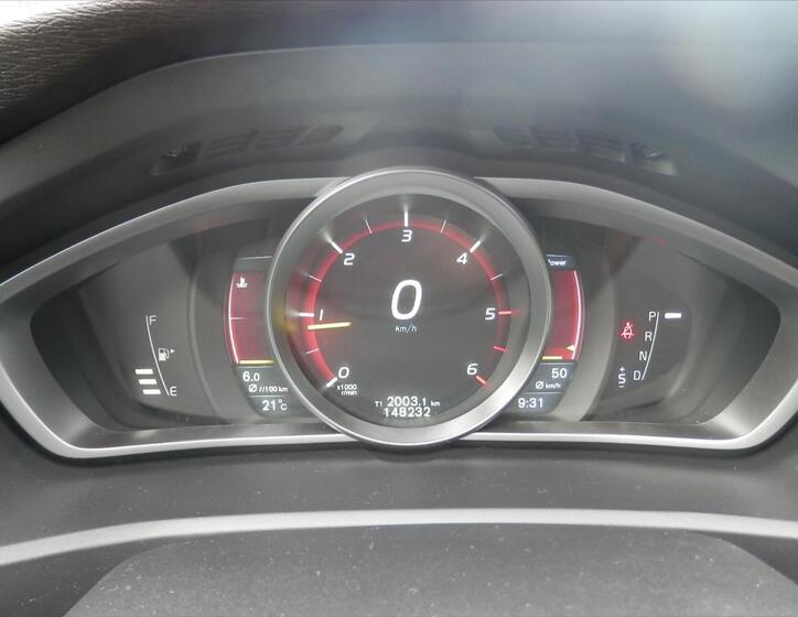 Volvo V40 18