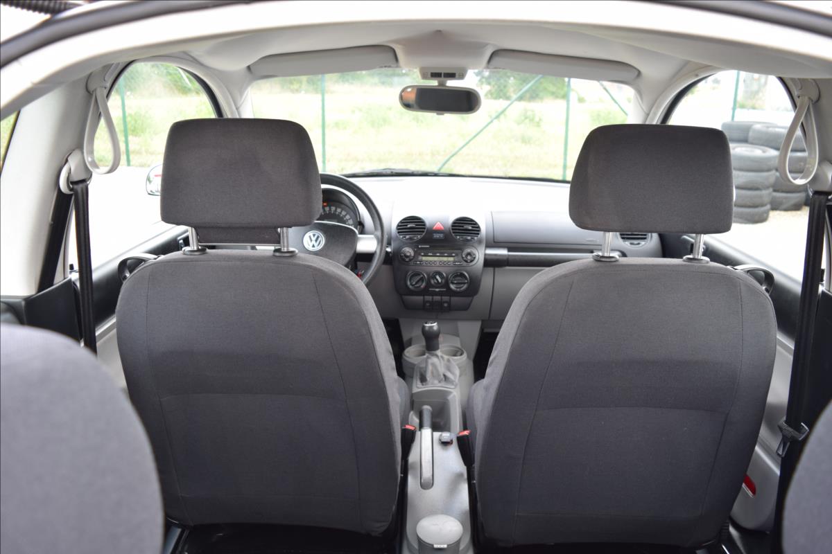 Volkswagen New Beetle