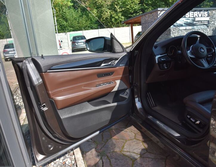 BMW Řada 6 14